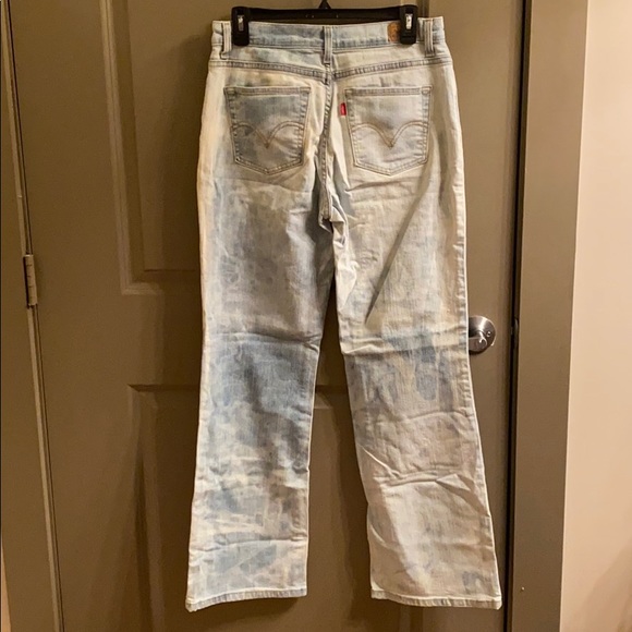 Levi Strauss Perfectly Slimming Boot Cut 512 Jeans - Picture 2 of 3